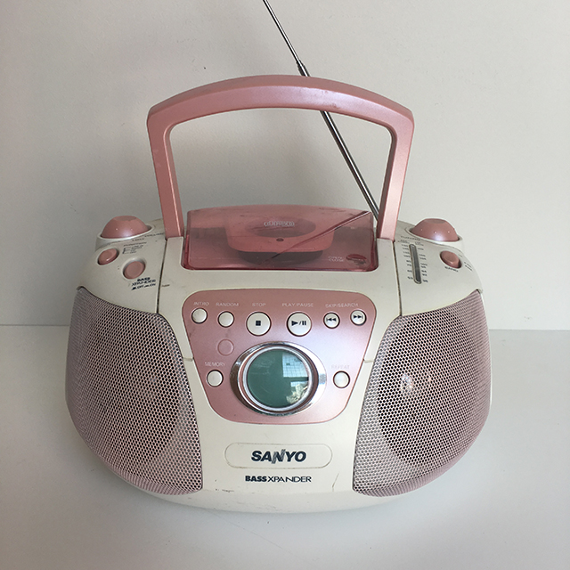 RADIO, Boombox - Pink White Sanyo